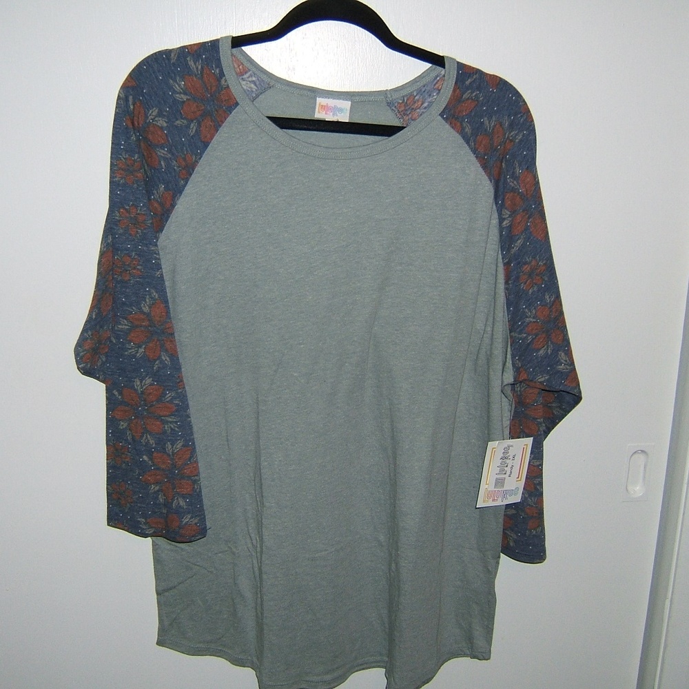 BNWT 3xl LulaRoe Randy Tee